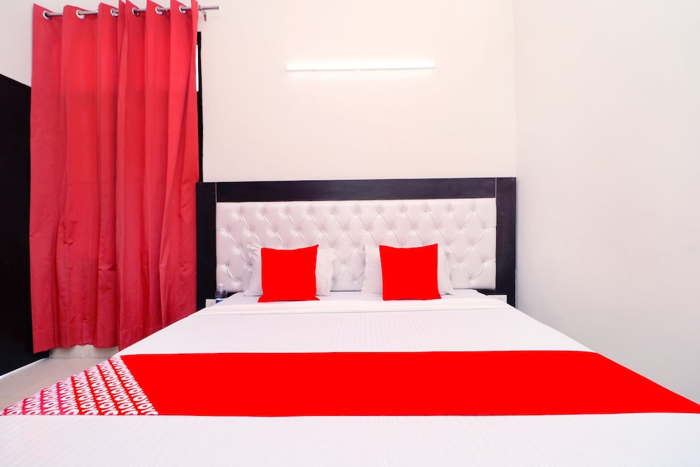 Oyo 40846 Jm Plaza
