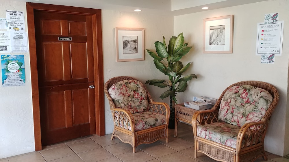 Buccaneer Inn - photo 4