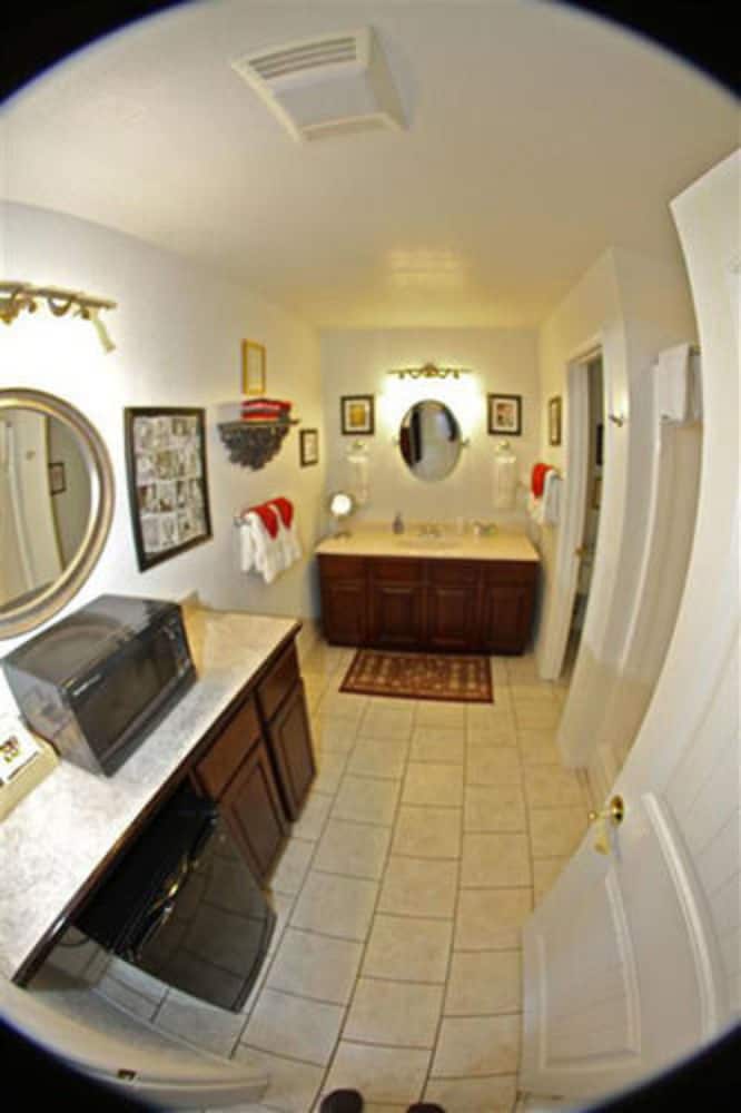 Echo Canyon Spa Resort - photo 72
