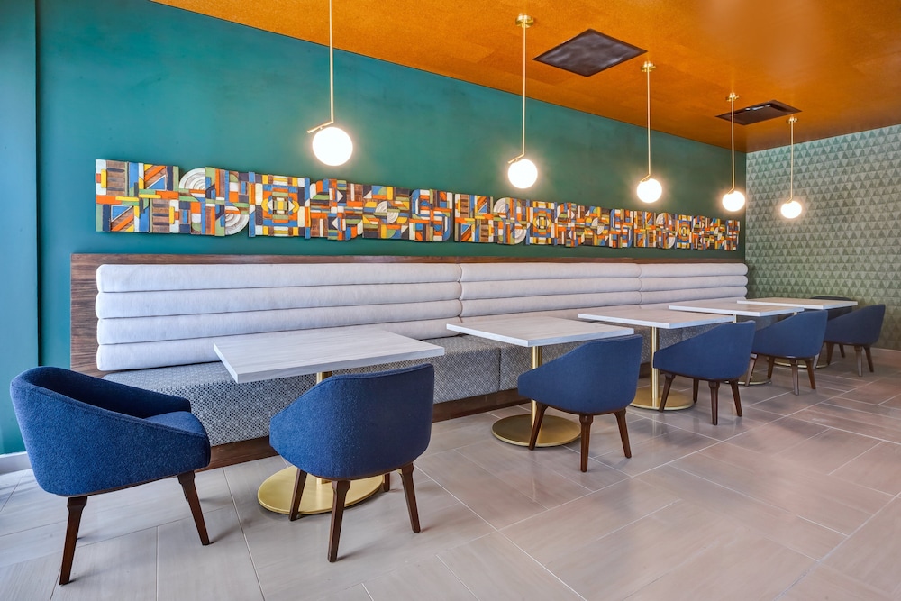 Hotel Indigo Detroit Downtown by IHG - photo 72