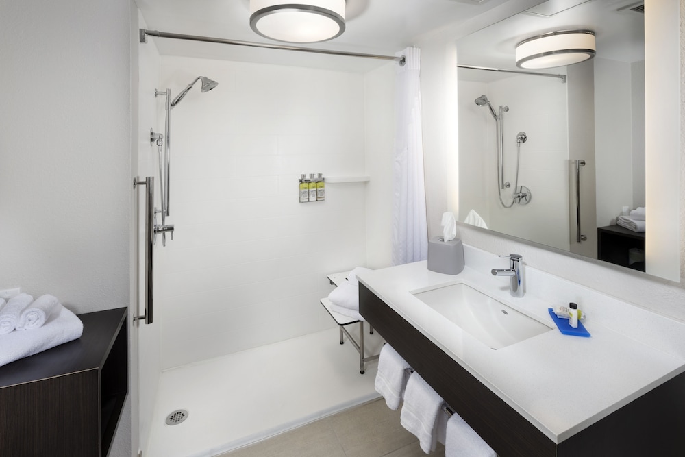 Holiday Inn Express Middlesboro by IHG - photo 7
