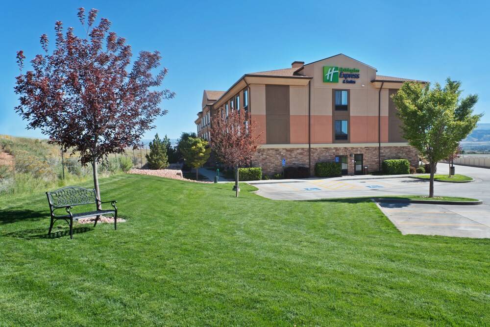 Holiday Inn Express Hotel & Suites Richfield by IHG - photo 43