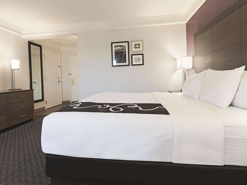 La Quinta Inn & Suites by Wyndham Grand Junction - photo 14