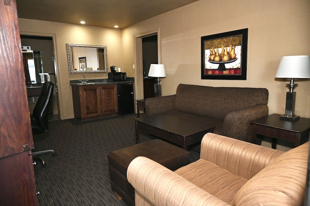 Fortune Inn And Suites Newport - photo 52