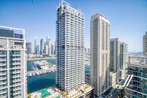 Grand Bleu Tower 2 1 BDR with Beachfront Views - last minute hotel in Dubai