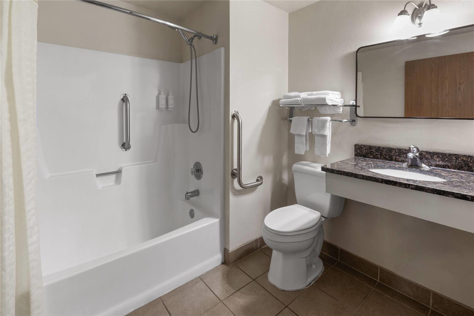 Super 8 by Wyndham Winona MN - photo 30