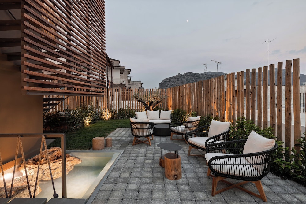 Kera Neme - carbon neutral hotel in Nemea
