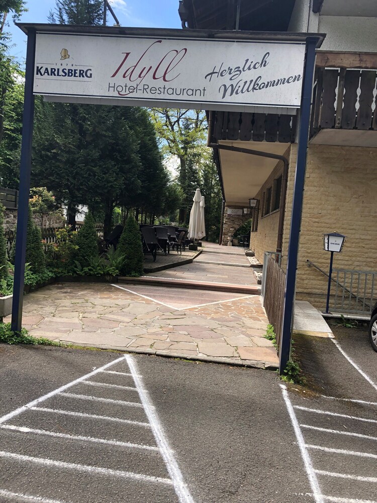 Hotel Restaurant Idyll — hotel in Kaiserslautern