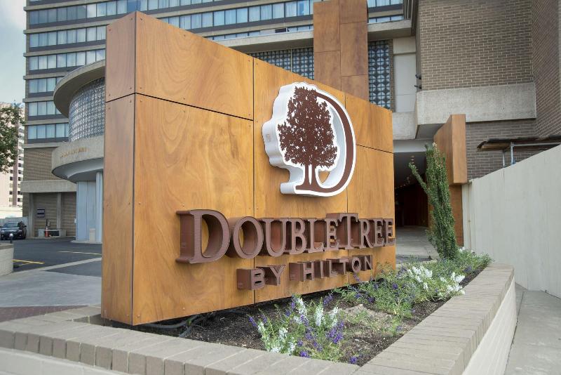 DoubleTree by Hilton Washington DC Crystal City - photo 31