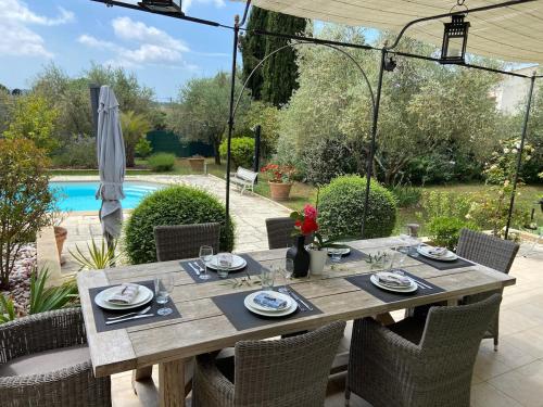Le Mas des Oliviers — hotel in Opio