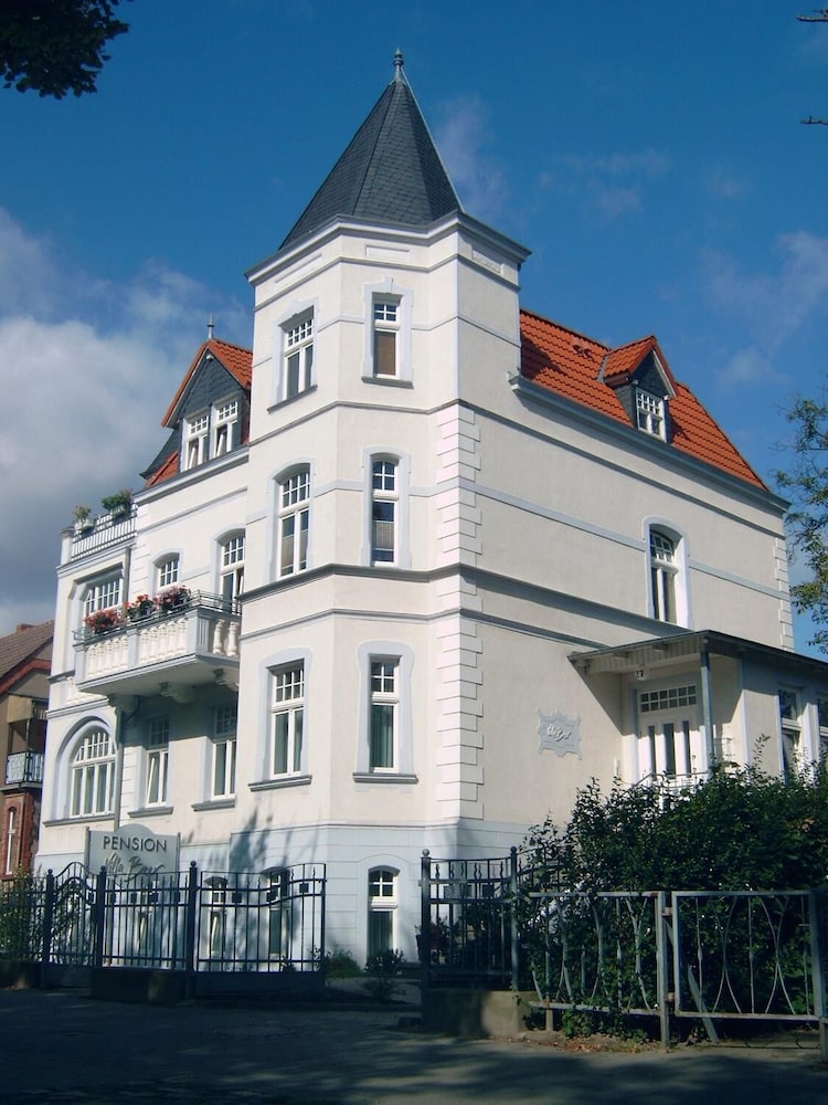 Villa Beer — 4-Star Luxury Hotel in Stralsund, Germany