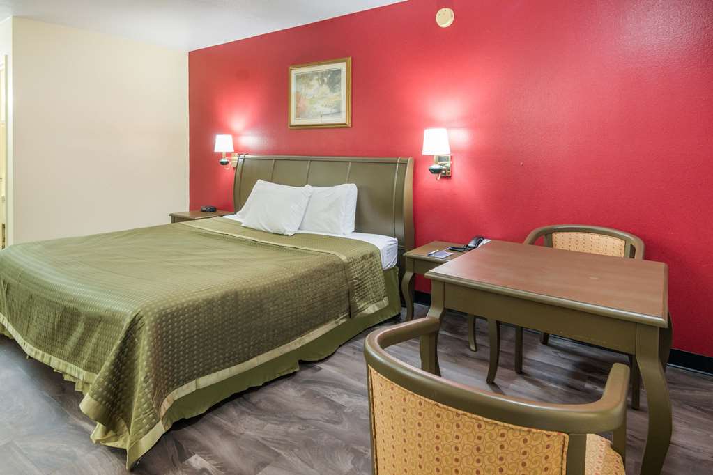 Rodeway Inn Ranger I 20 - photo 6
