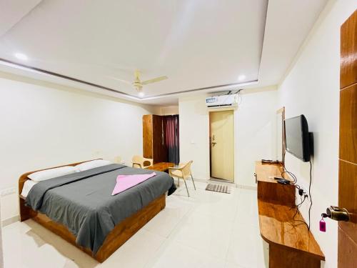 Royal Care With Greenery Comforts in Devanhalli, India