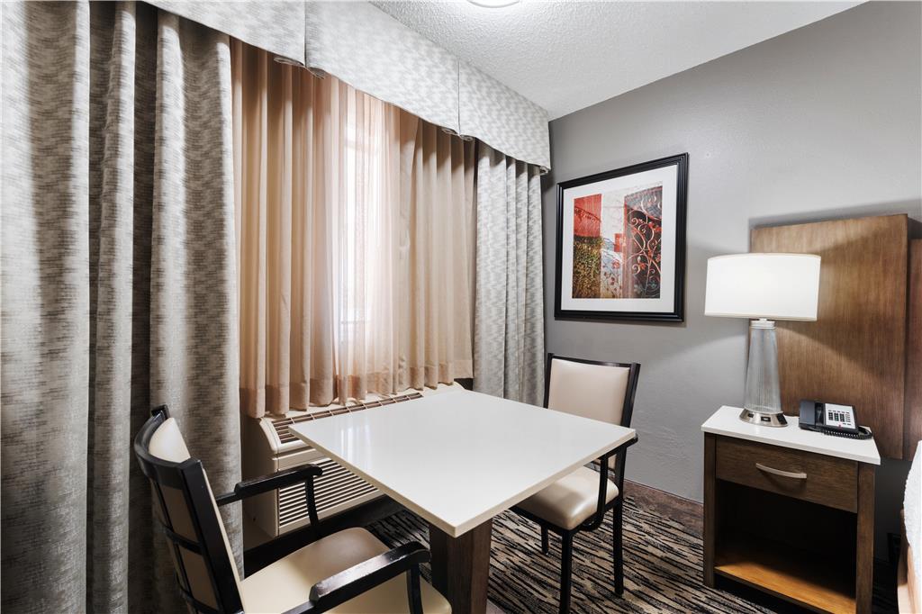 Best Western Los Alamitos Inn & Suites - photo 37