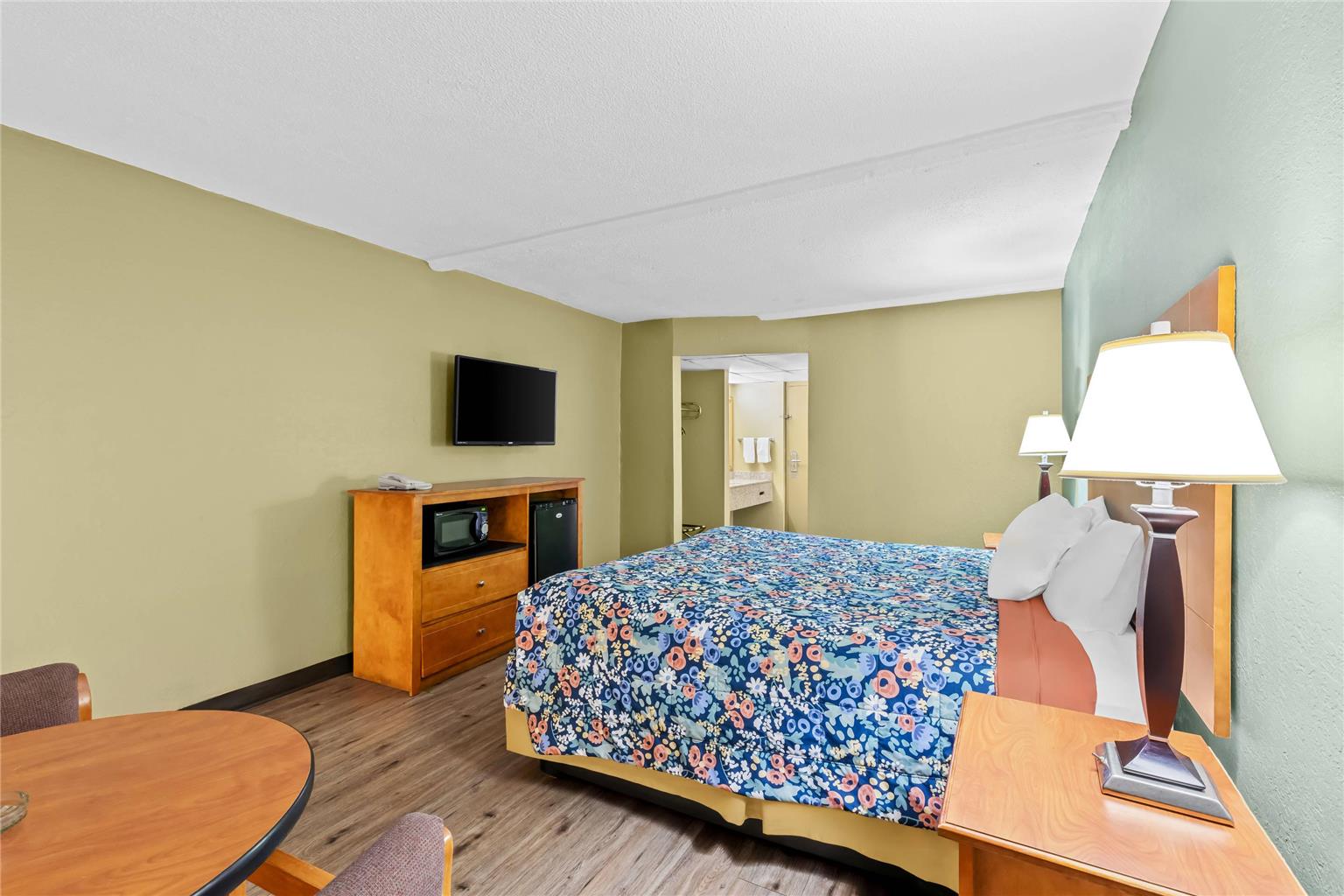 Rodeway Inn Stone Mountain - photo 28