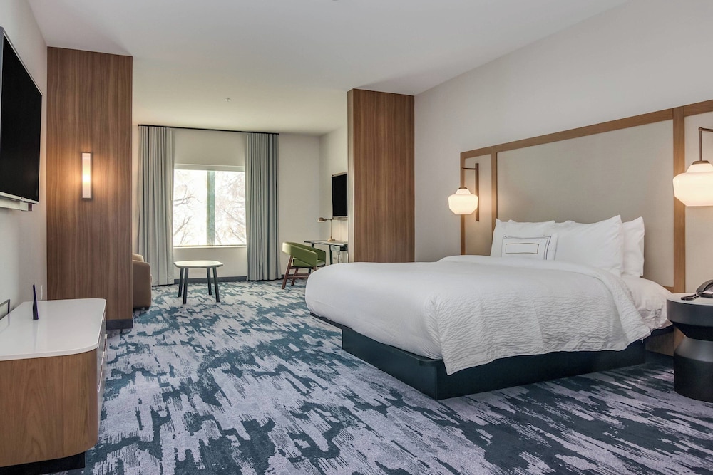 Fairfield Inn & Suites by Marriott San Jose North Silicon Valley - photo 16