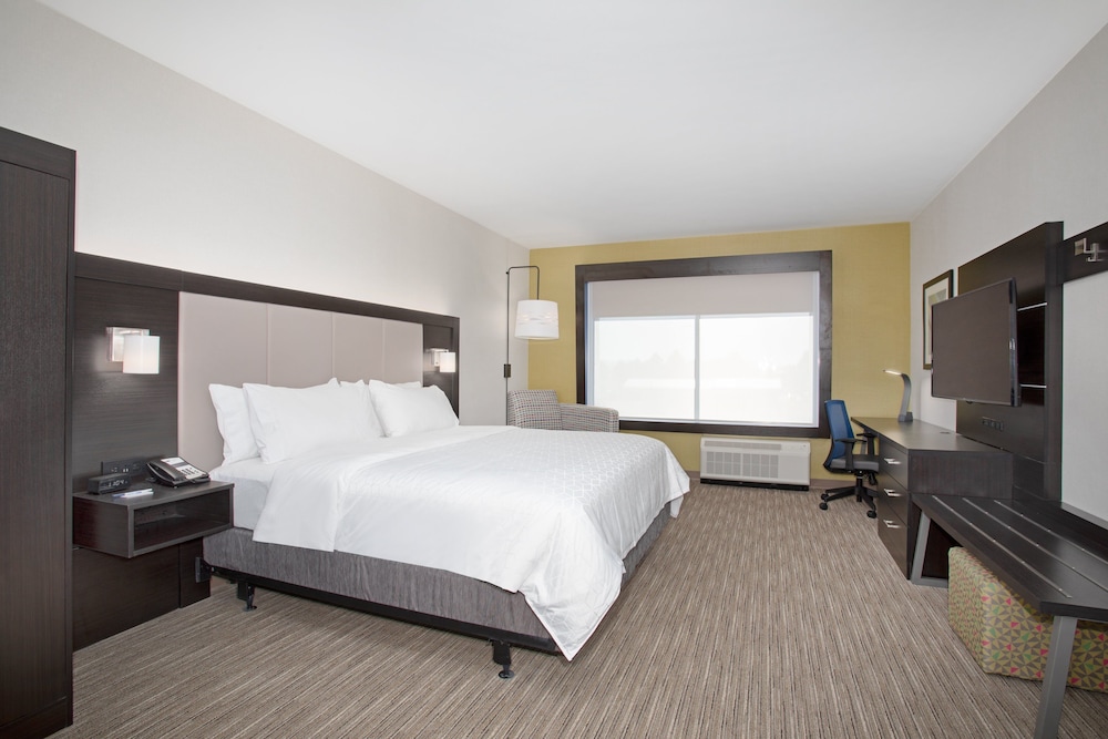 Holiday Inn Express & Suites Ely by IHG - photo 13