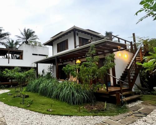 Bangalô 6 Praia do Sargi Bahia in Urucuca, Brasil