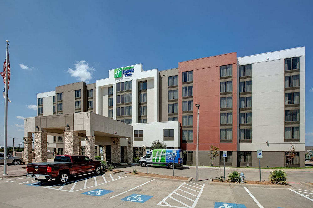 Holiday Inn Express Hotel & Suites DFW Airport South by IHG in Irving, United States