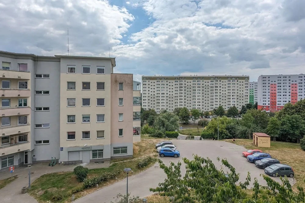 Komfortowe Studio w Gdańsku dla czterech osób by Noclegi Renters — 4-Star Luxury Hotel in Gdansk, Poland