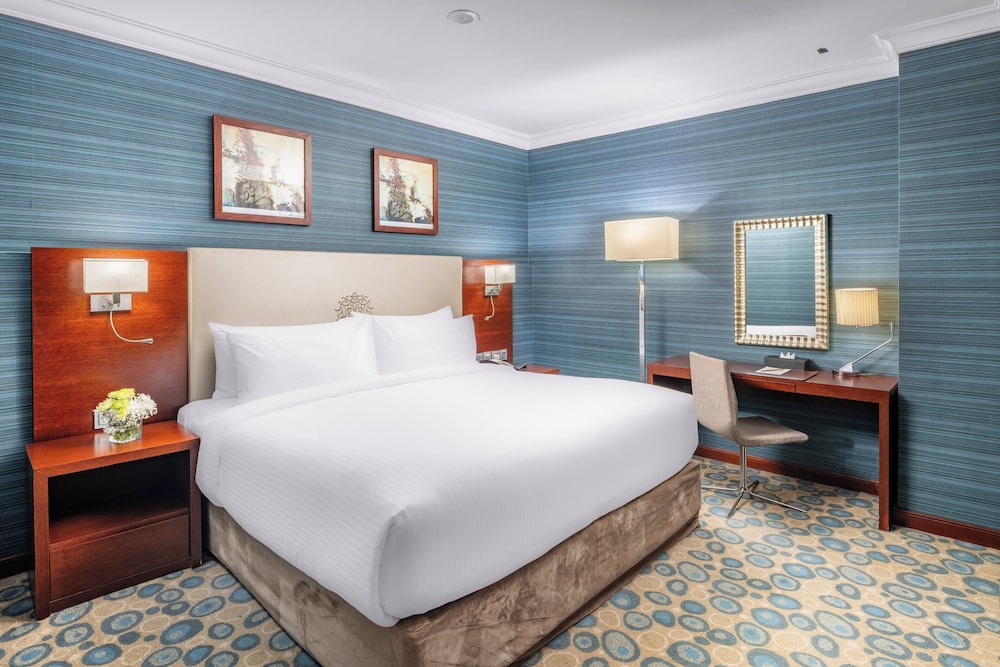 Millennium Al Aqeeq Hotel — 5-Star Luxury Hotel in Medina, Saudi Arabia