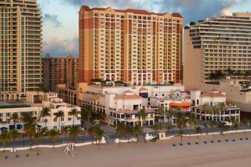 Marriott BeachPlace Towers 1BD in Fort Lauderdale, United States