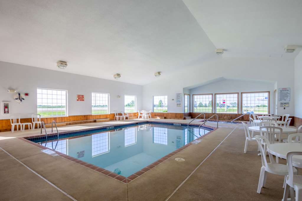 Quality Inn Mineral Point - photo 23