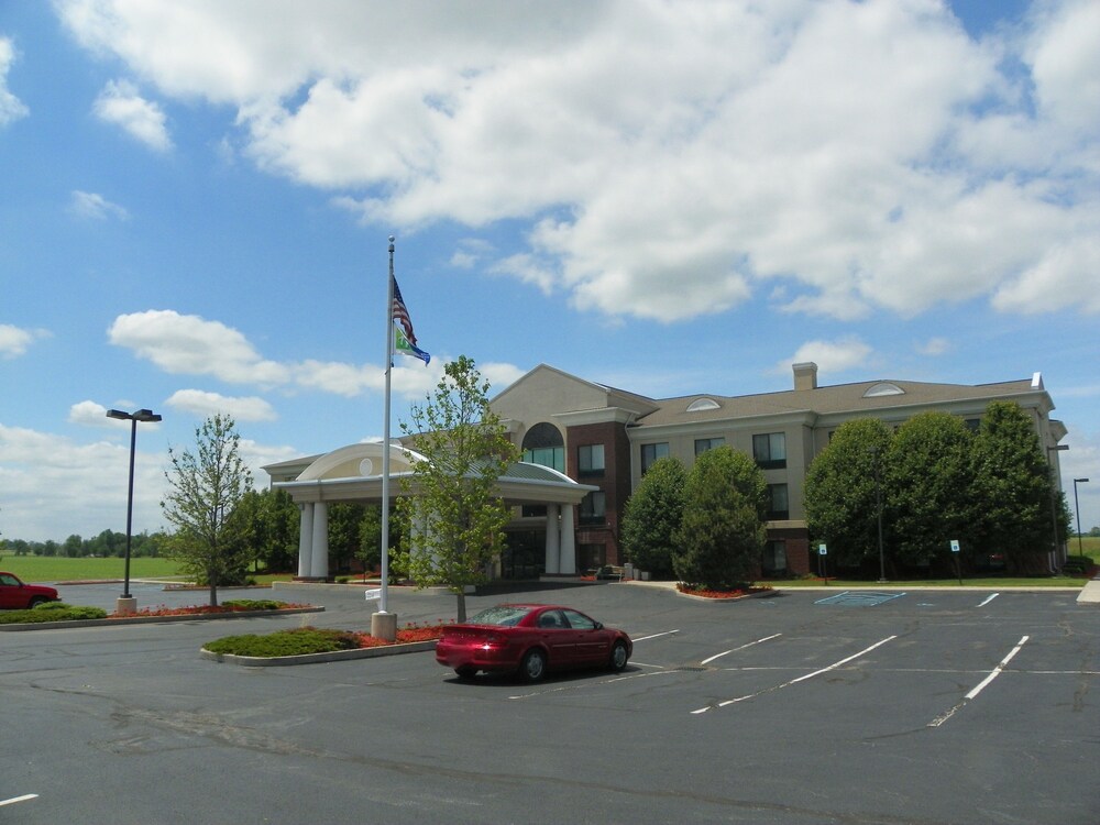 Holiday Inn Express & Suites Montpelier by IHG - photo 57