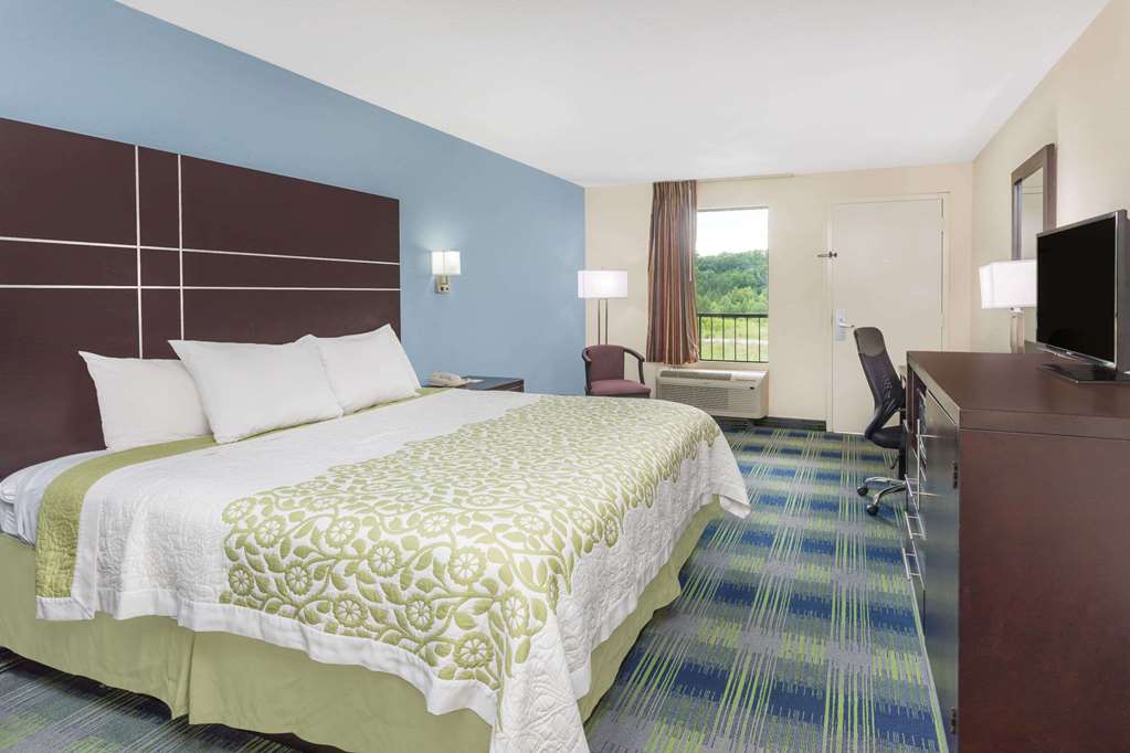 Days Inn by Wyndham Newberry - photo 10