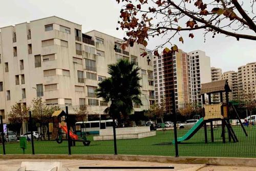 F5 5 bedrooms Apt Residence Hasnaoui avec parking Oran Algeria — 4-Star Luxury Hotel in Oran, Algeria