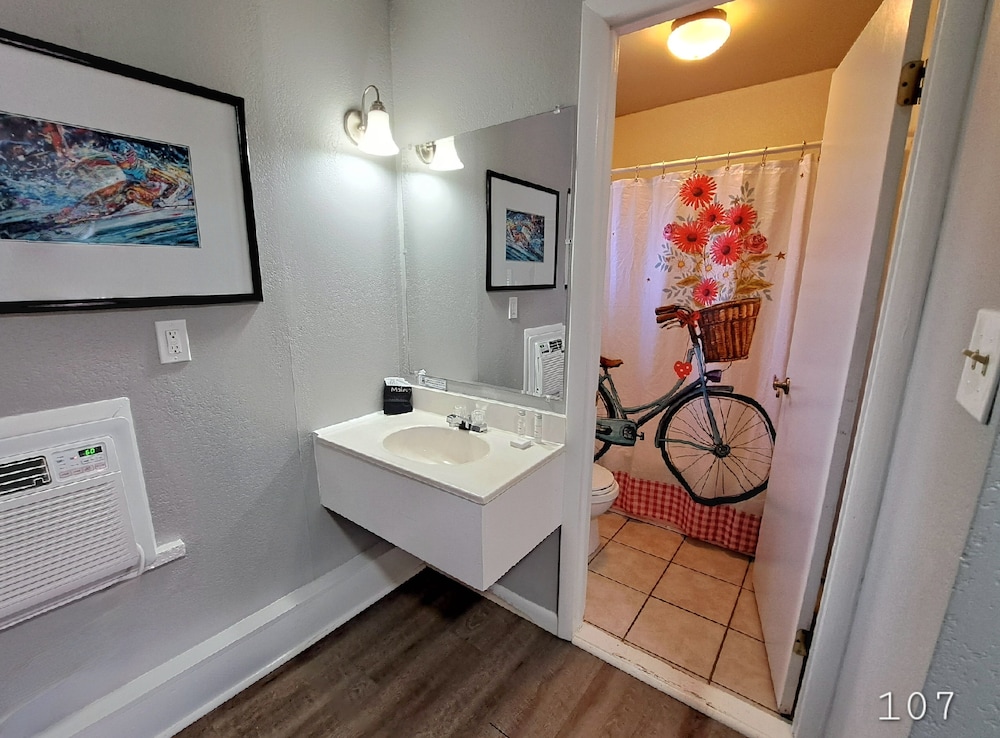 Buffalo Lodge Bicycle Resort - photo 141