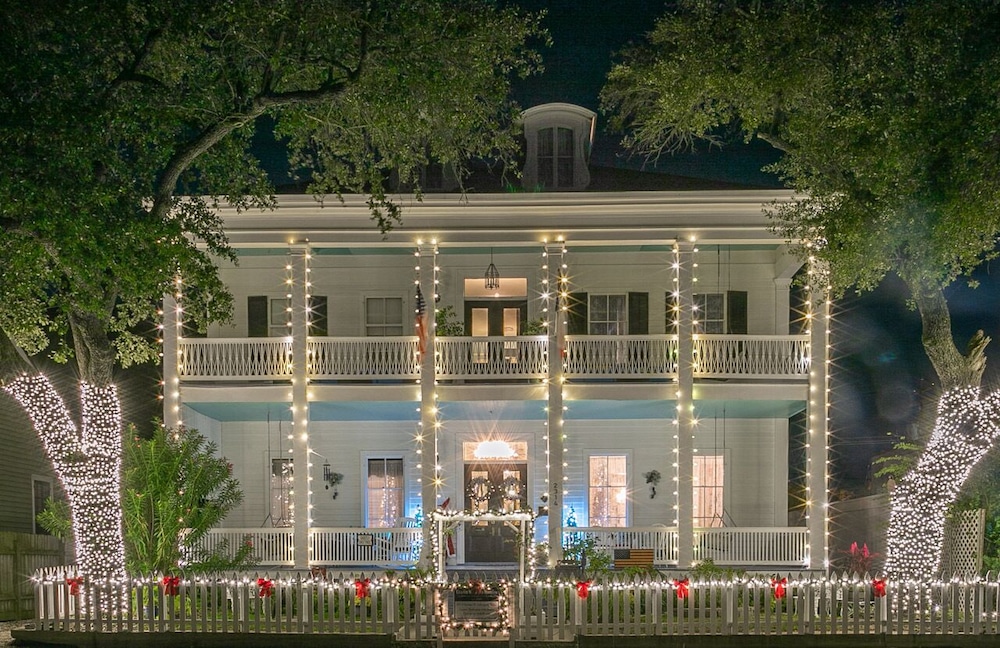 Adams League Historic Inn in Galveston, United States