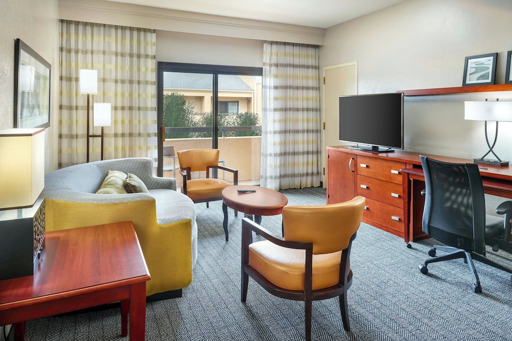 Courtyard by Marriott Baton Rouge Acadian Centre LSU Area - photo 12