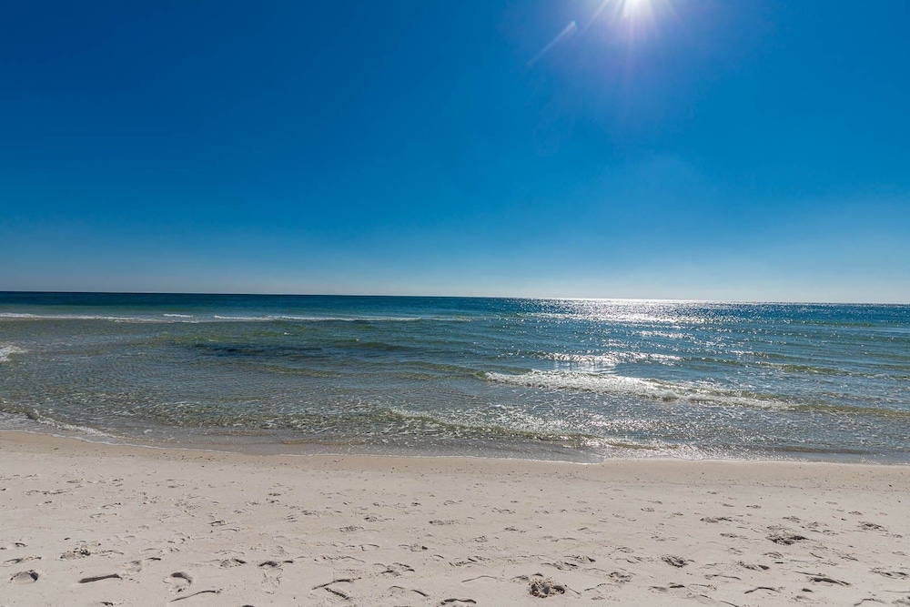 Driftwood Towers 6d 2 Bedroom Condo - photo 25