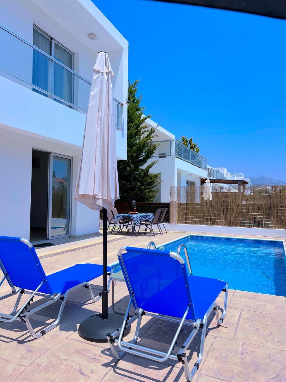 3 Bedroom Coral Bay Beach Seaview Villa II Private Pool