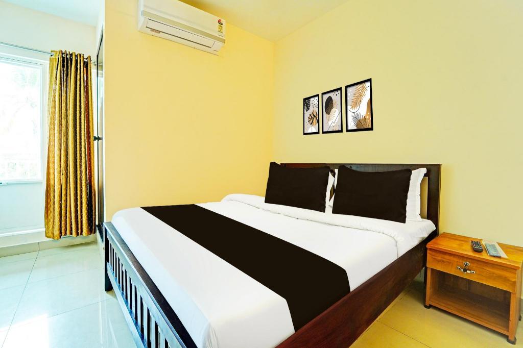 Collection O Kureepuzha Kollam in Kollam, India