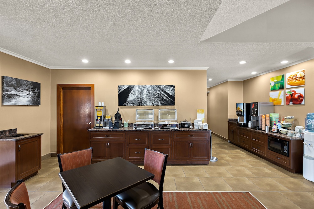 Quality Inn Dandridge - photo 38