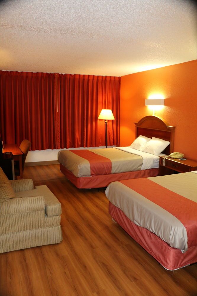 Motel 6 Tulsa Airport - photo 23