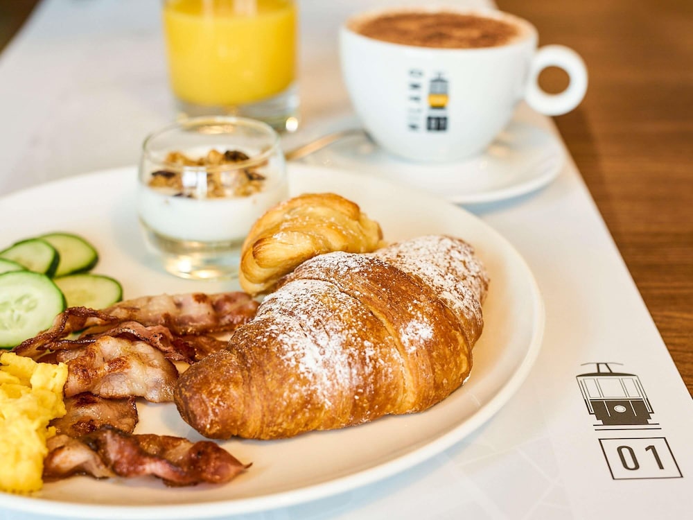 מזון ומשקאות