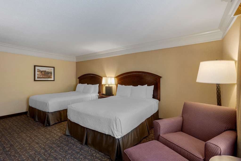 Best Western Inn of the Ozarks - photo 15