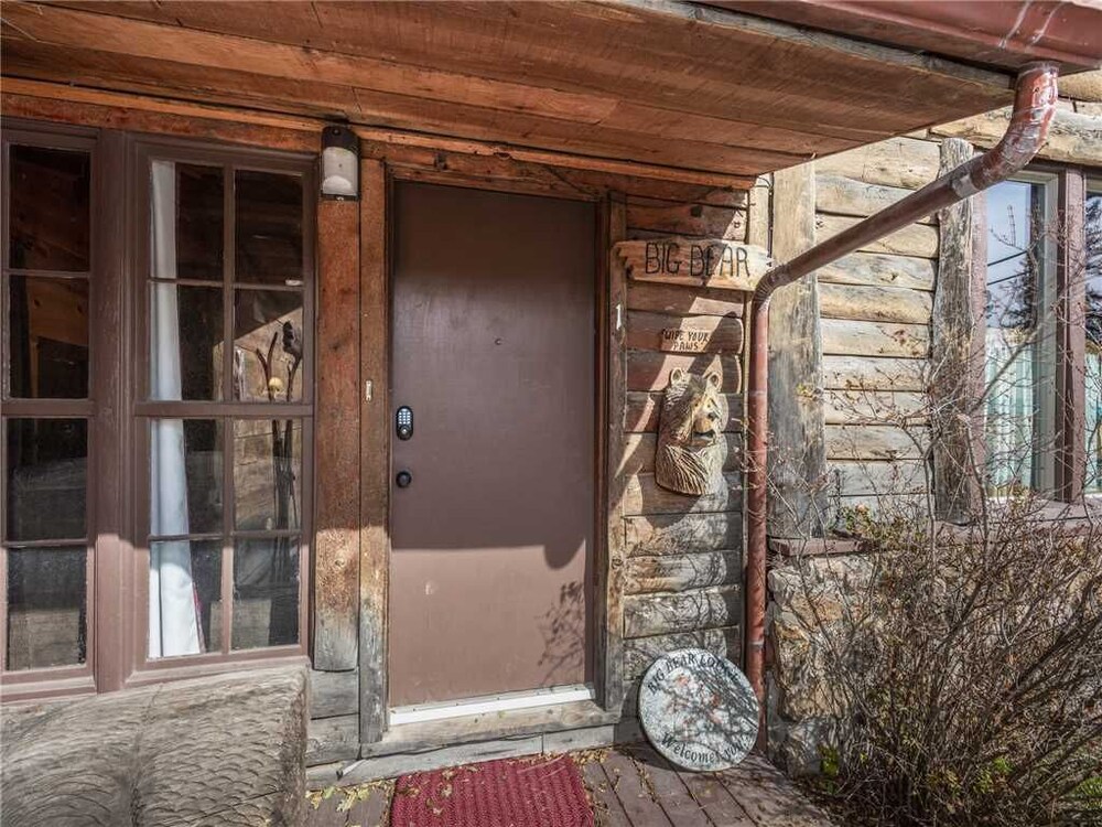 Big Bear 3 Bedrooms Stone Fireplace Midtown Sleeps 8 - photo 17