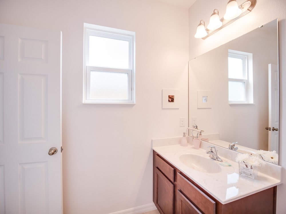 Blissful Retreat 6 Bedrooms - photo 40
