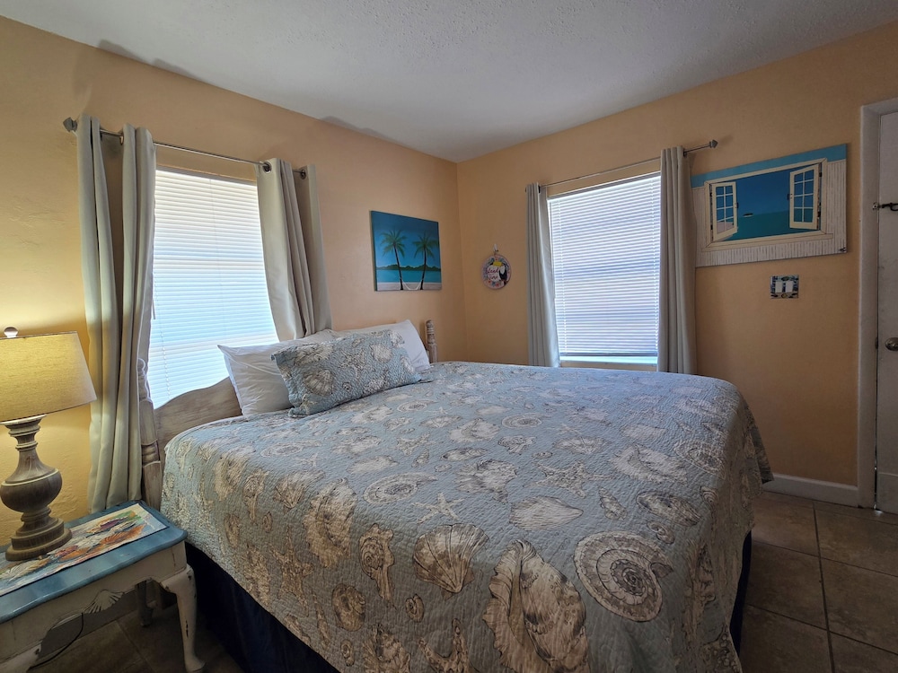 Sea Scape Oceanfront Motel - photo 3