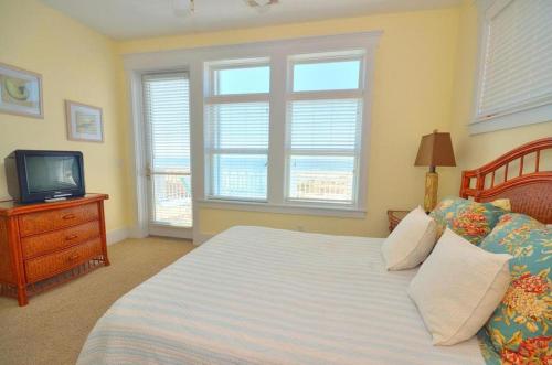 Tar Heel Haven - photo 23