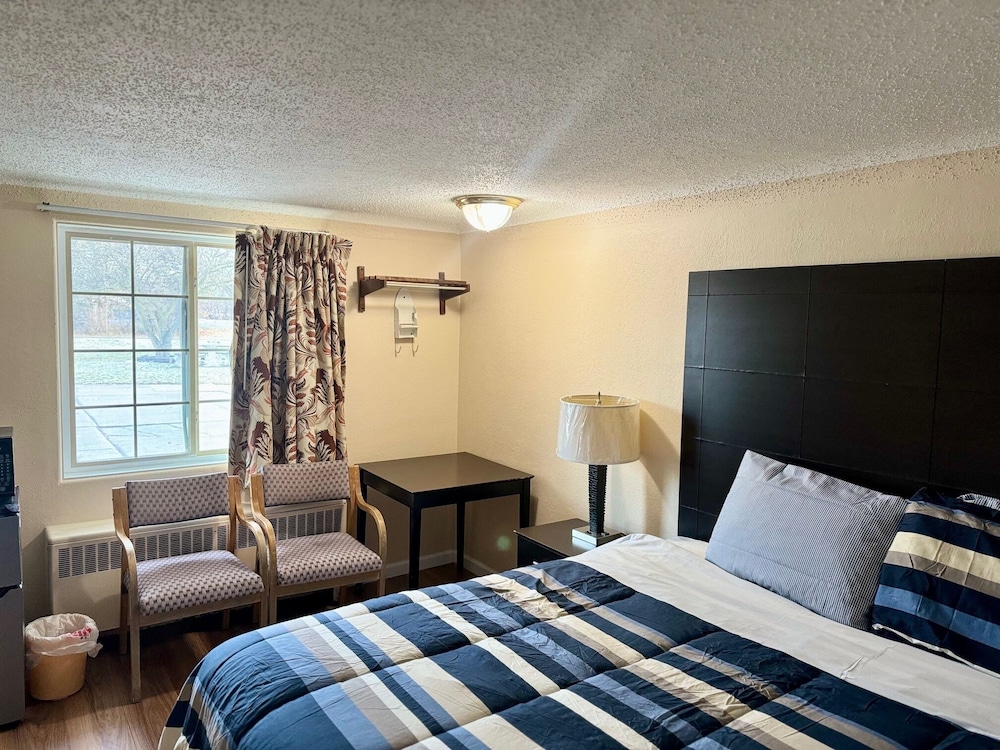Gratiot View Motel - photo 33