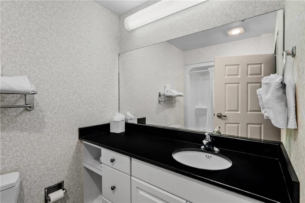 MainStay Suites Roanoke Airport - photo 8
