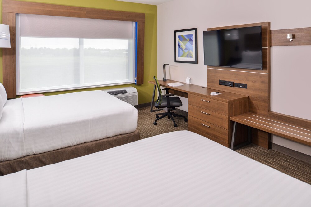 Holiday Inn Express & Suites Siloam Springs by IHG - photo 11