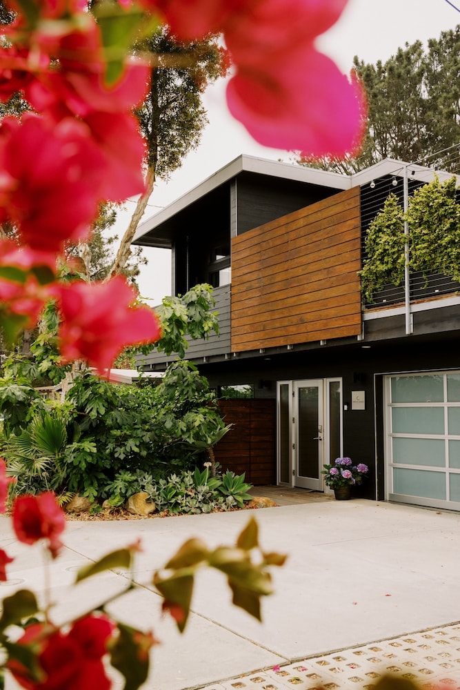 Twelve Senses Retreat — 4-Star Luxury Hotel in Encinitas, United States