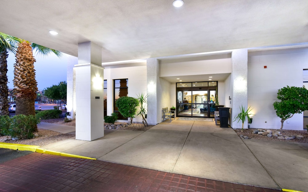 Hampton Inn Tucson Airport - photo 48