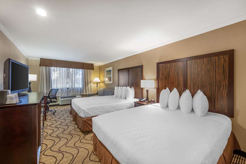 Best Western Plus Orchid Hotel & Suites - photo 63